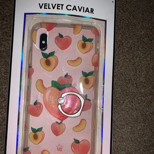 Velvet caviar peach case with matching grip